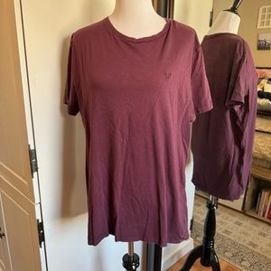 🔴 American Eagle Large Maroon Tee Shirt